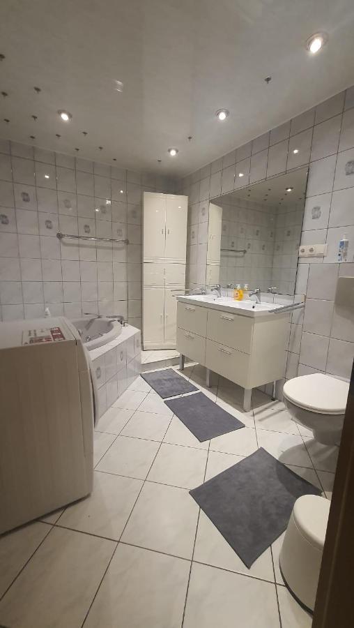 Samad Wohnen Apartamento Essen Exterior foto
